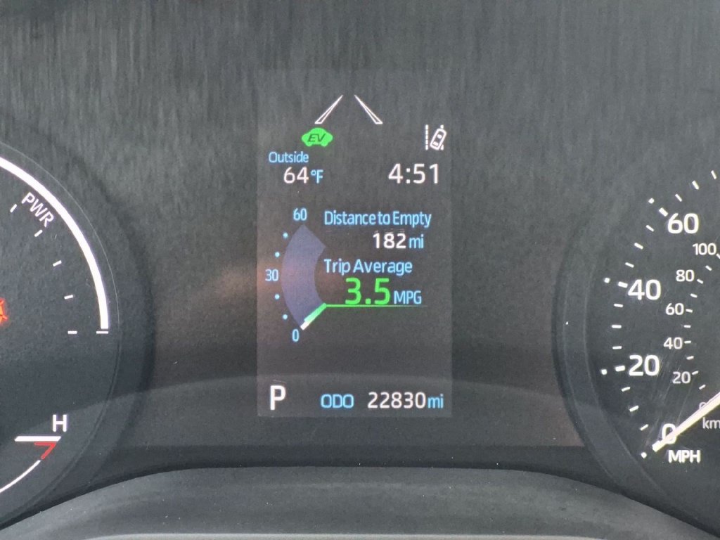 Used 2024 Toyota Sienna LE AWD/4WD image 16
