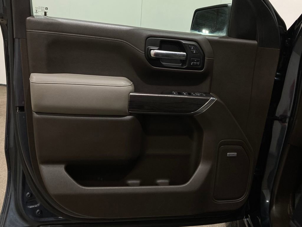 Used 2019 Chevrolet Silverado 1500 LTZ w/ LTZ Premium Package image 25