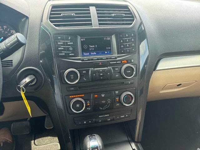 Certified 2017 Ford Explorer FWD image 9