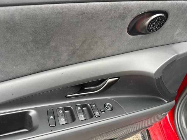 Used 2025 Hyundai Elantra N FWD image 17