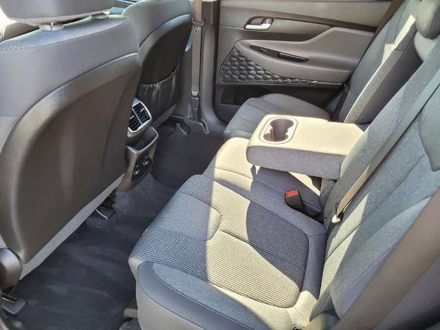 Used 2019 Hyundai Santa Fe SE image 11