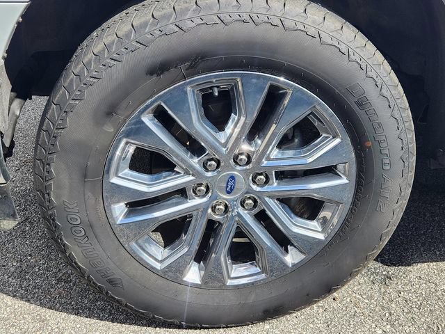 Certified 2025 Ford F150 Lariat w/ Equipment Group 501A Mid AWD/4WD image 4