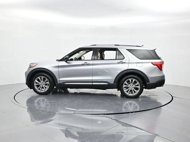 Certified 2023 Ford Explorer Limited w/ Equipment Group 301A RWD image 9