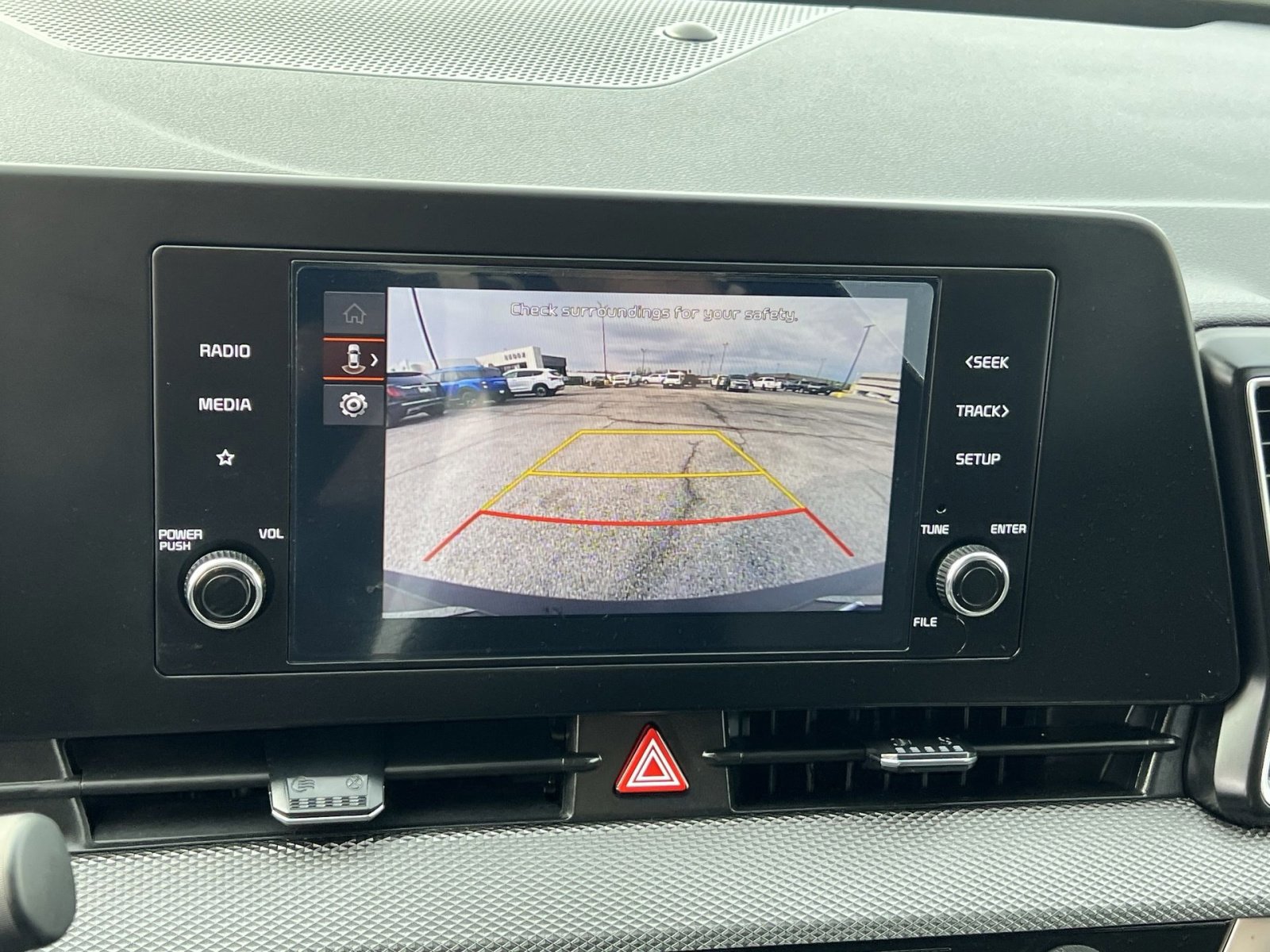 Used 2024 Kia Sportage LX image 19