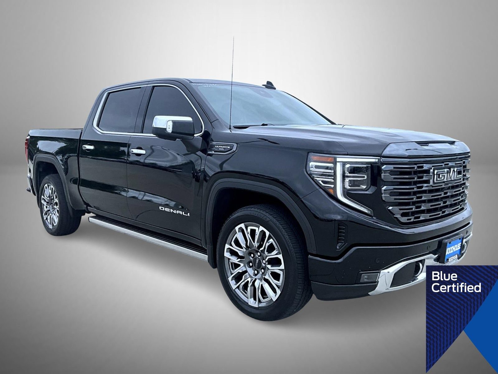 Used 2024 GMC Sierra 1500 Denali Ultimate AWD/4WD image 3