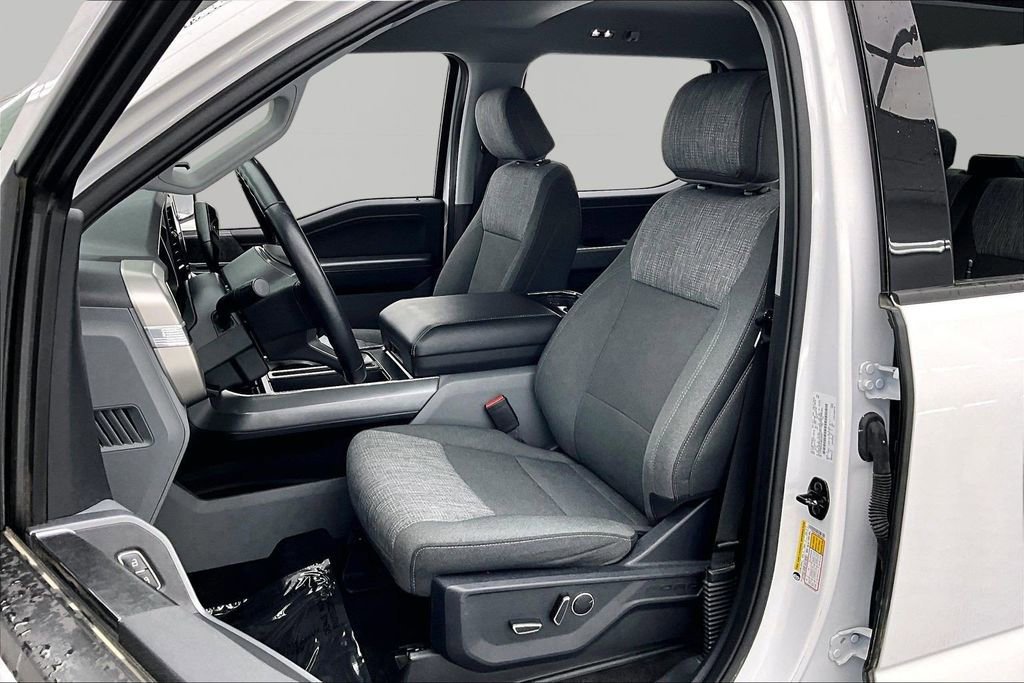 Certified 2021 Ford F150 XLT w/ Equipment Group 302A High image 26