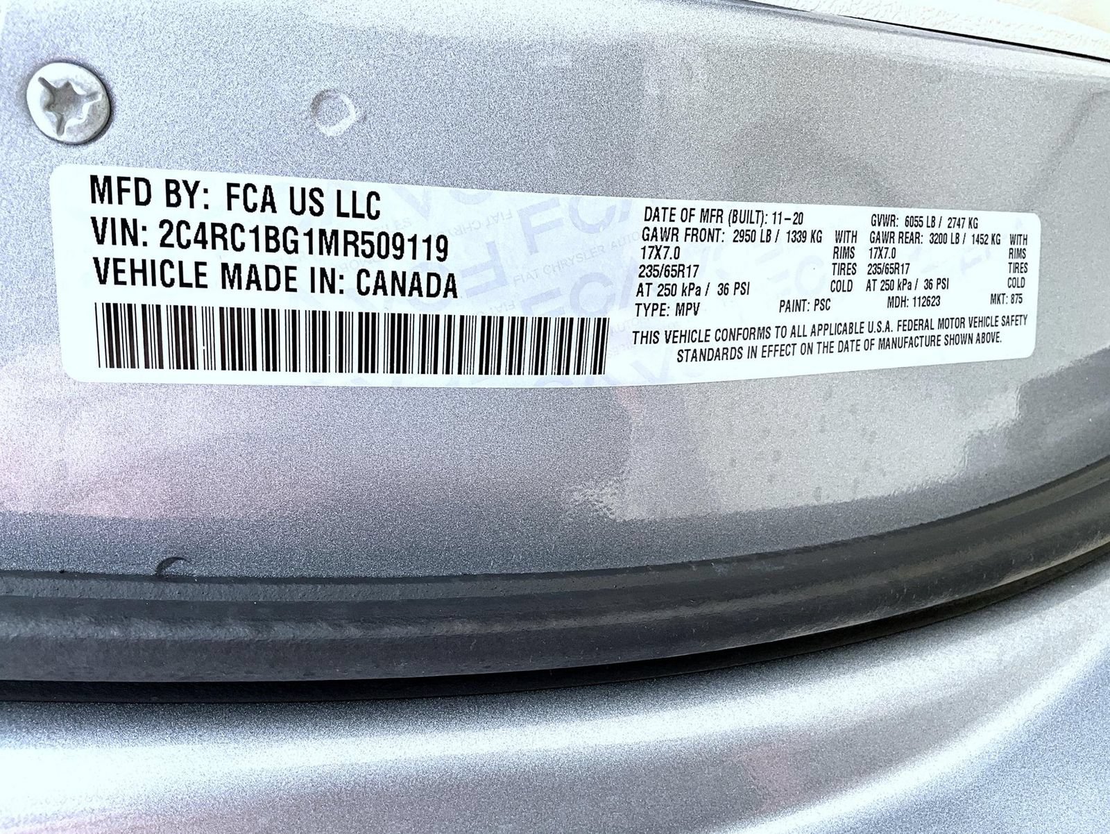 Used 2021 Chrysler Pacifica Touring-L FWD image 28