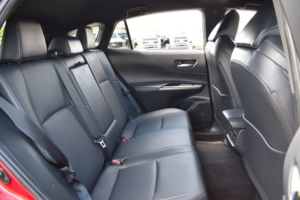 Used 2024 Toyota Venza XLE AWD/4WD image 31