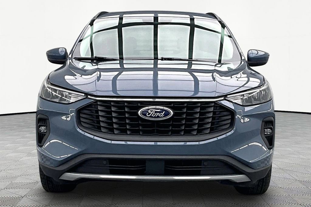 Certified 2024 Ford Escape SE FWD image 3