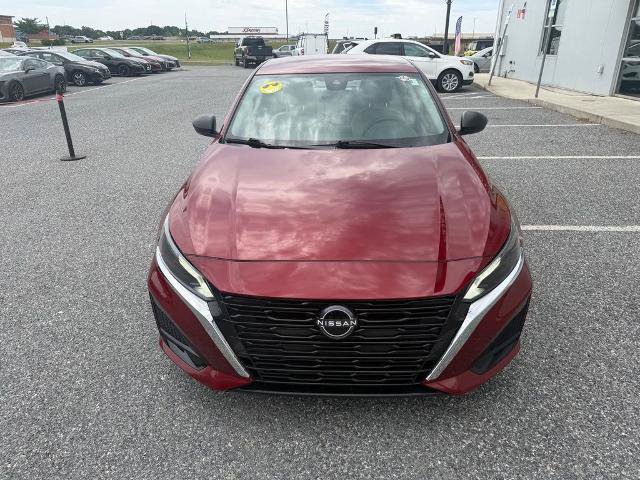 Used 2025 Nissan Altima 2.5 SV FWD image 3