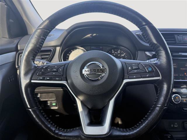 Used 2020 Nissan Rogue Sport SV w/ Technology Package AWD/4WD image 13