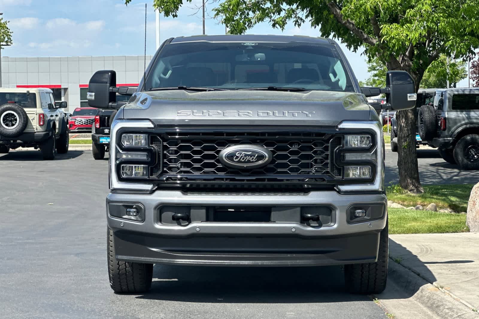 Certified 2025 Ford F350 Lariat w/ Lariat Ultimate Package AWD/4WD image 10