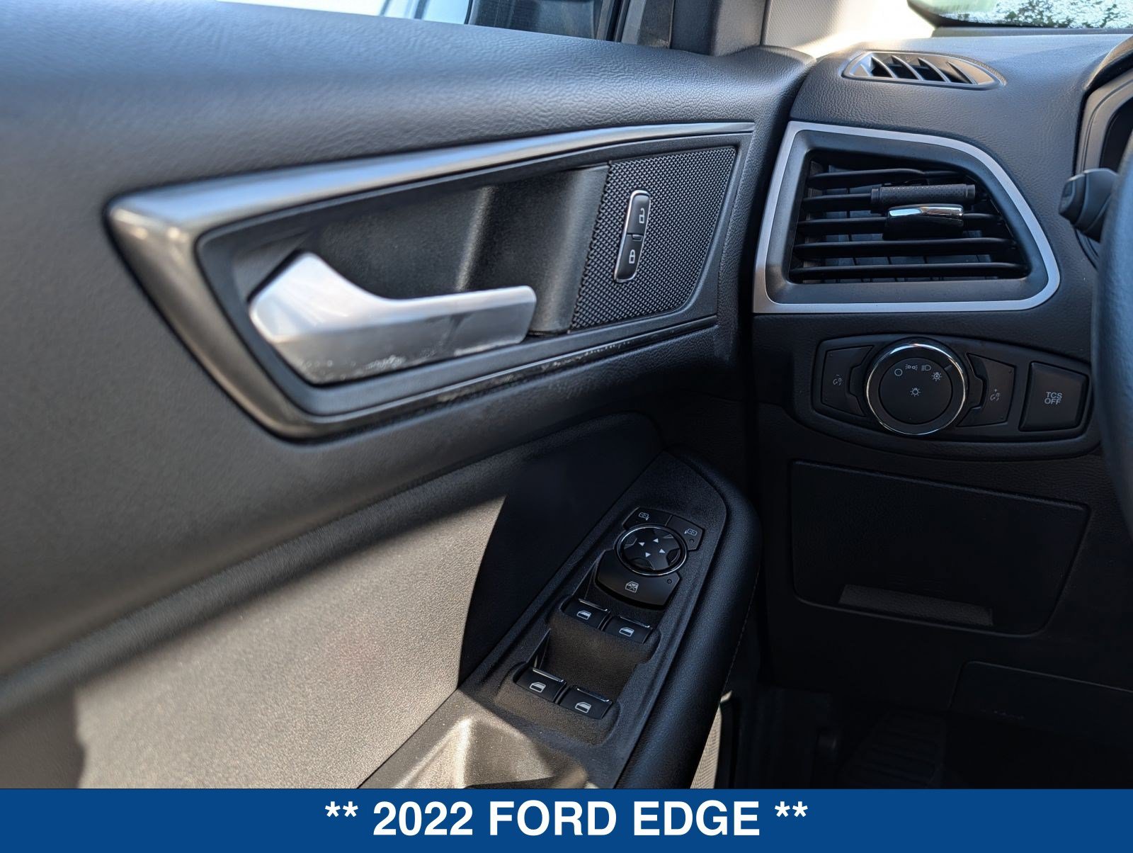 Certified 2022 Ford Edge SE AWD/4WD image 24