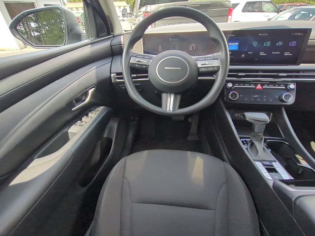 Used 2026 Hyundai Tucson SEL FWD image 18