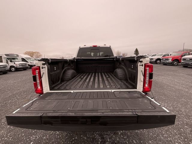 Certified 2024 Ford F350 Lariat w/ Lariat Ultimate Package AWD/4WD image 25