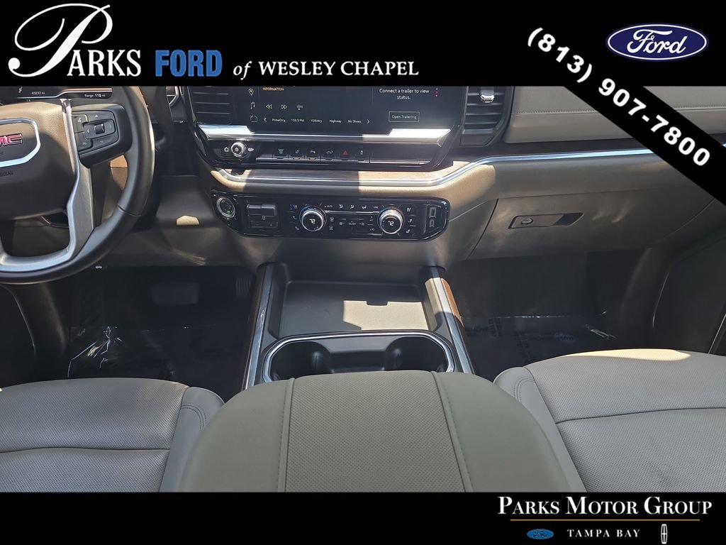 Used 2024 GMC Sierra 2500 SLT w/ SLT Premium Package AWD/4WD image 12