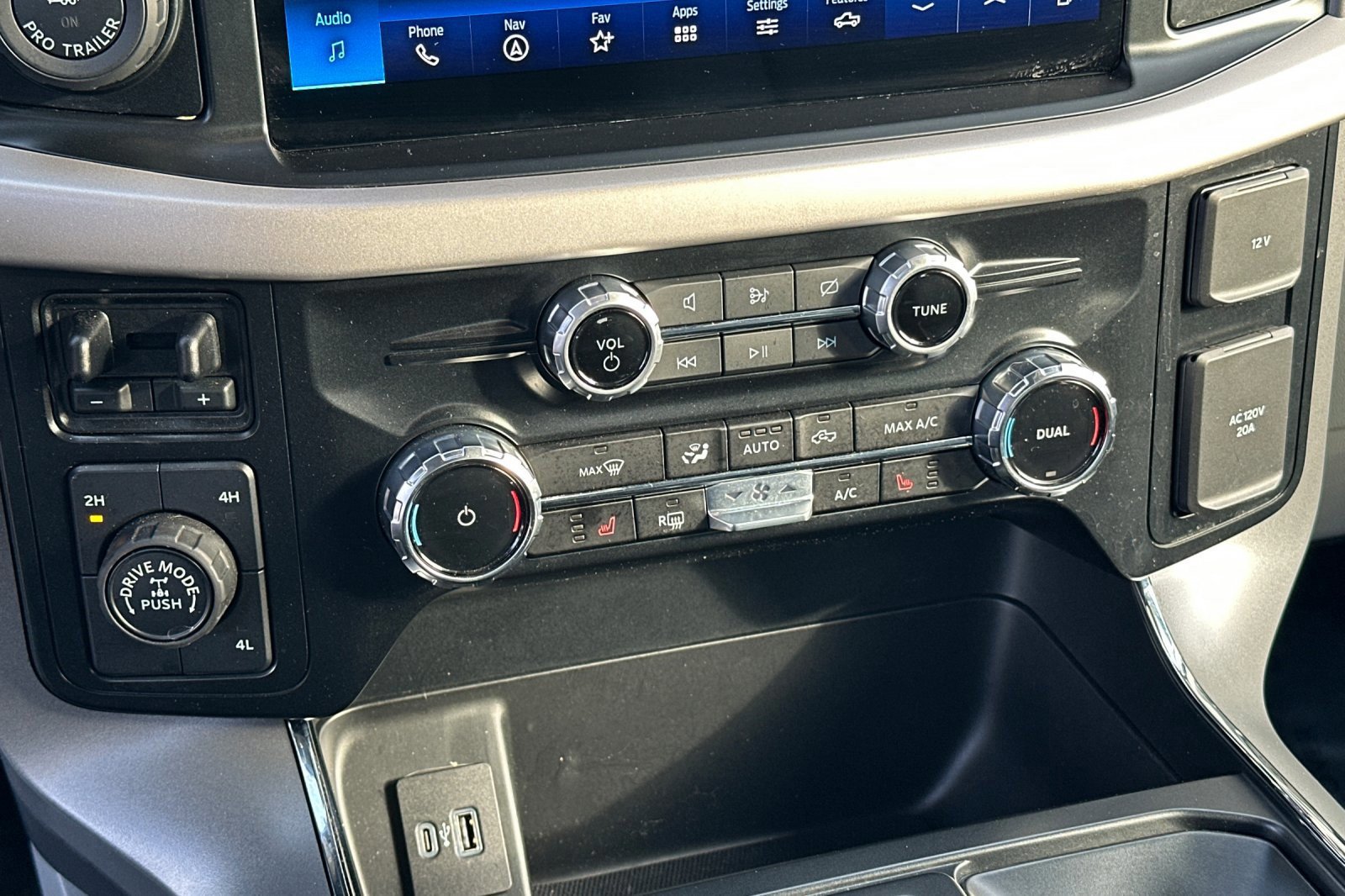 Certified 2023 Ford F150 XLT w/ Equipment Group 302A High image 19