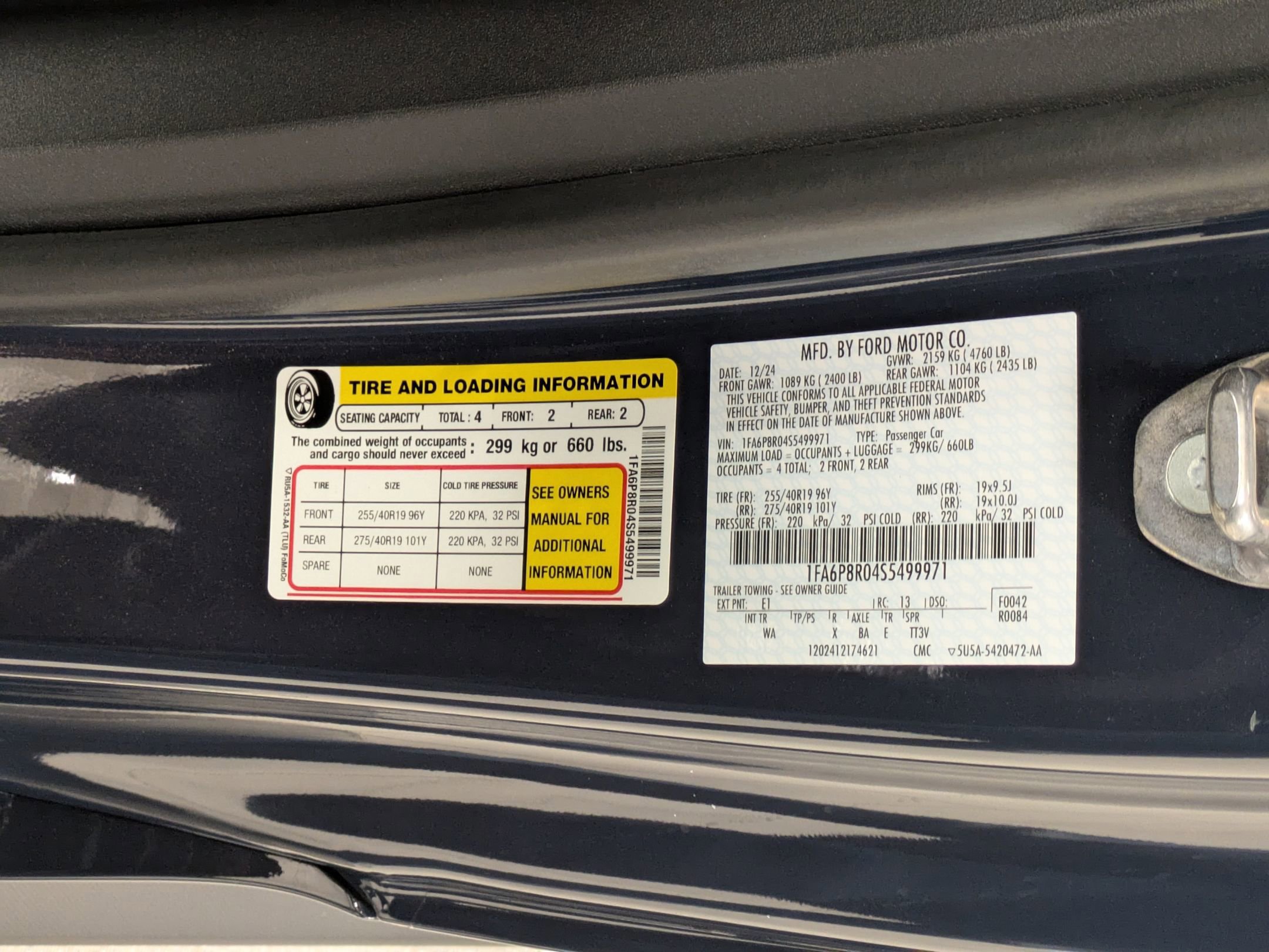 Certified 2025 Ford Mustang Dark Horse image 39