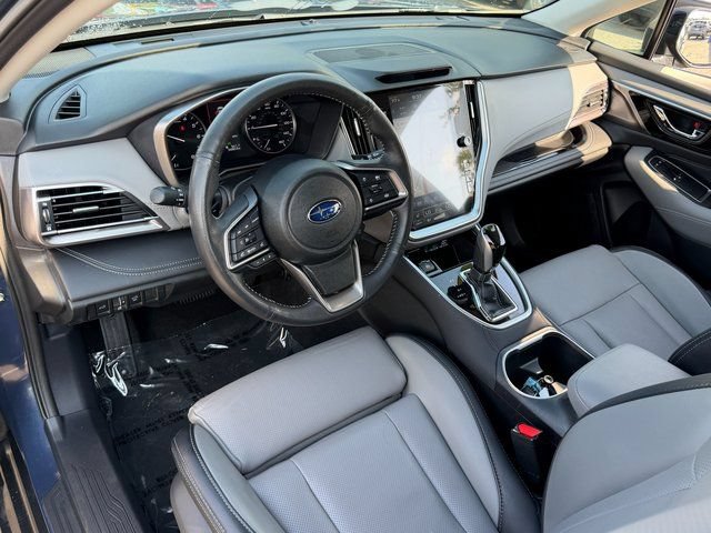 Used 2025 Subaru Outback Limited AWD/4WD image 40