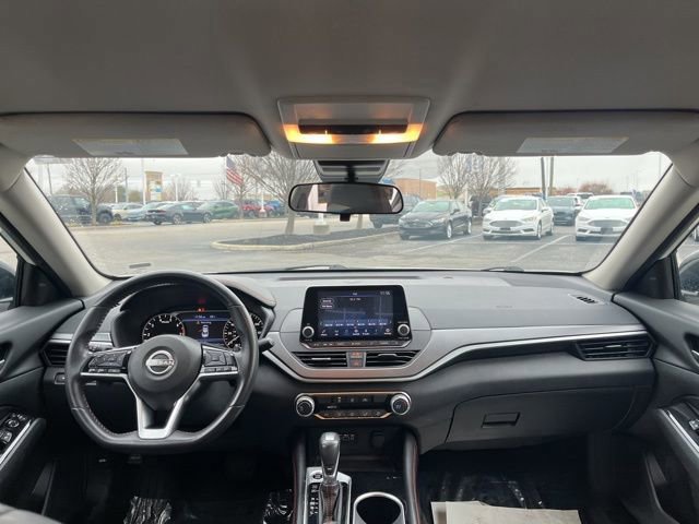 Used 2024 Nissan Altima 2.5 SR image 17