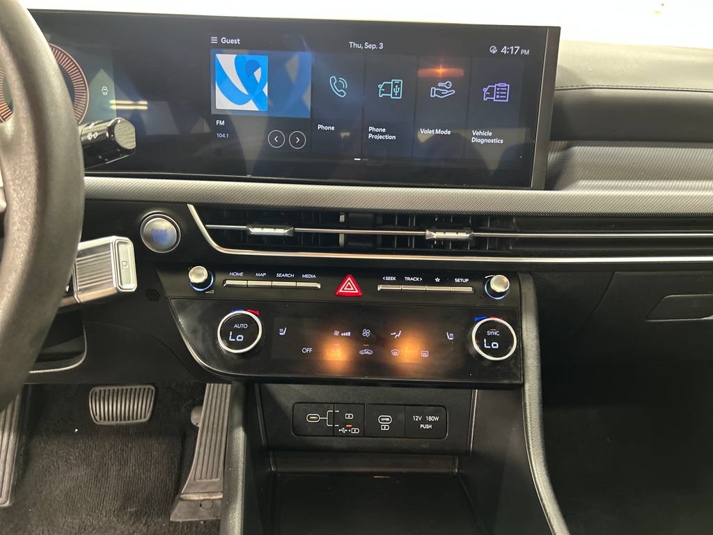 Used 2025 Hyundai Sonata SEL FWD image 25