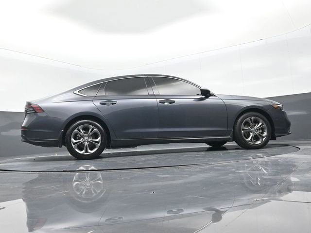 Used 2023 Honda Accord EX image 17