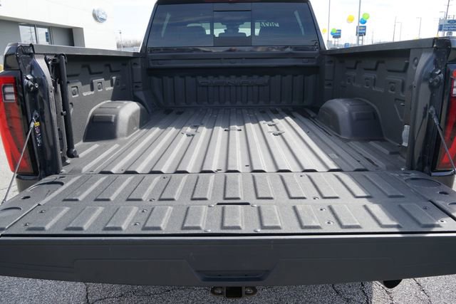 Used 2024 GMC Sierra 3500 Denali Ultimate AWD/4WD image 7