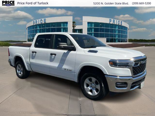 Used 2025 RAM 1500 Big Horn AWD/4WD image 3
