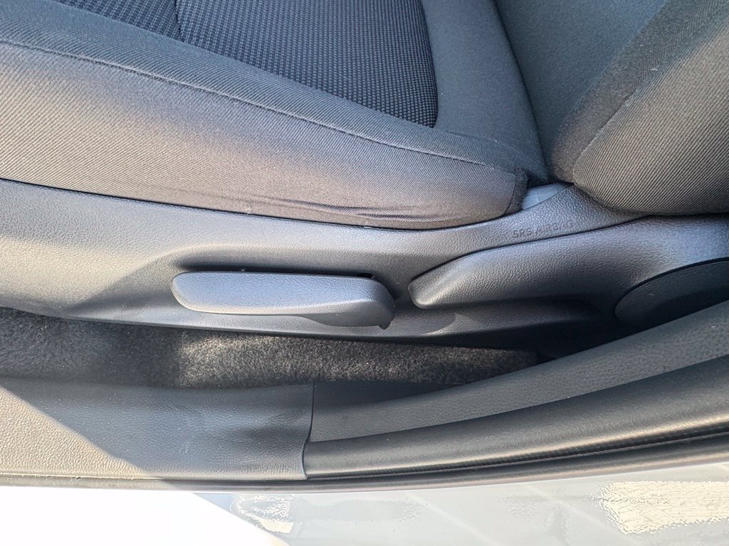 Used 2024 Toyota RAV4 LE FWD image 10