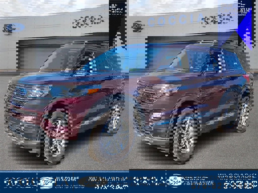 Certified 2023 Ford Explorer XLT w/ Equipment Group 202A