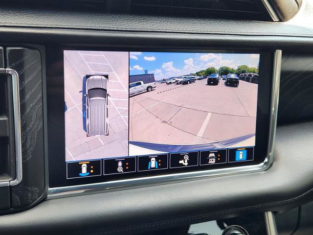 Used 2021 GMC Yukon XL Denali w/ Denali Premium Package AWD/4WD image 17