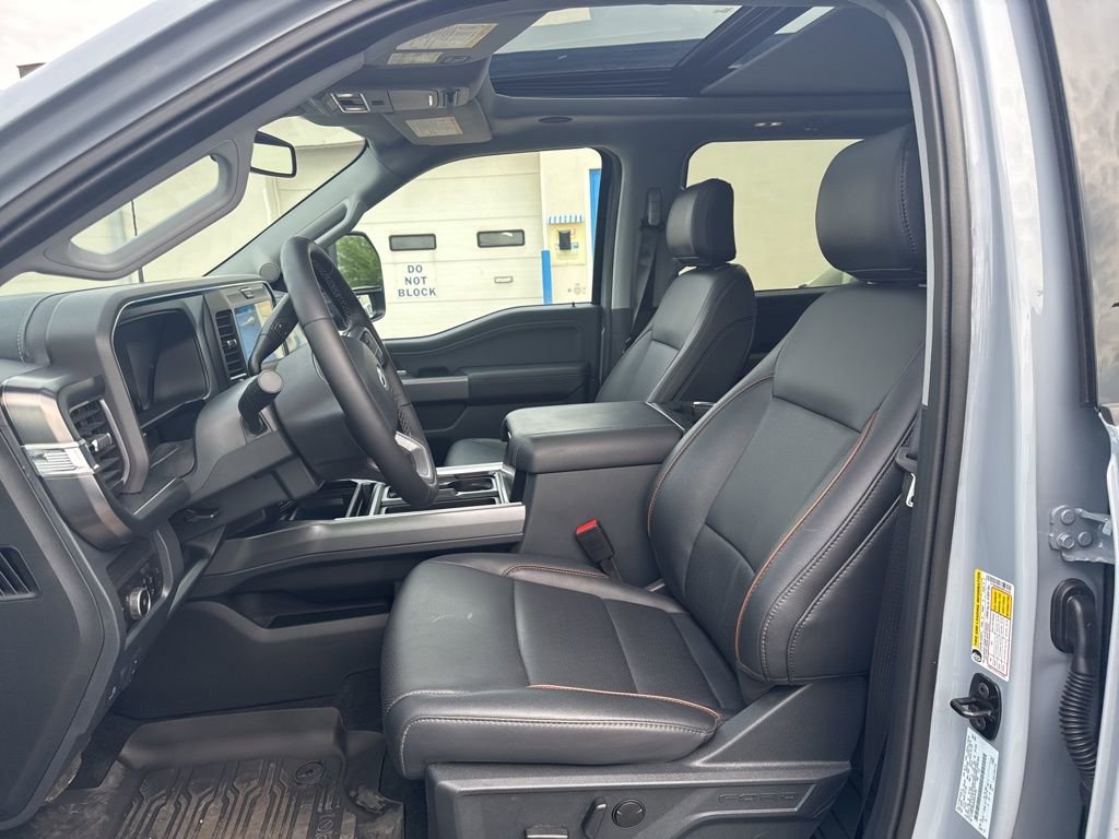 Certified 2025 Ford F350 Lariat w/ Lariat Ultimate Package AWD/4WD image 10