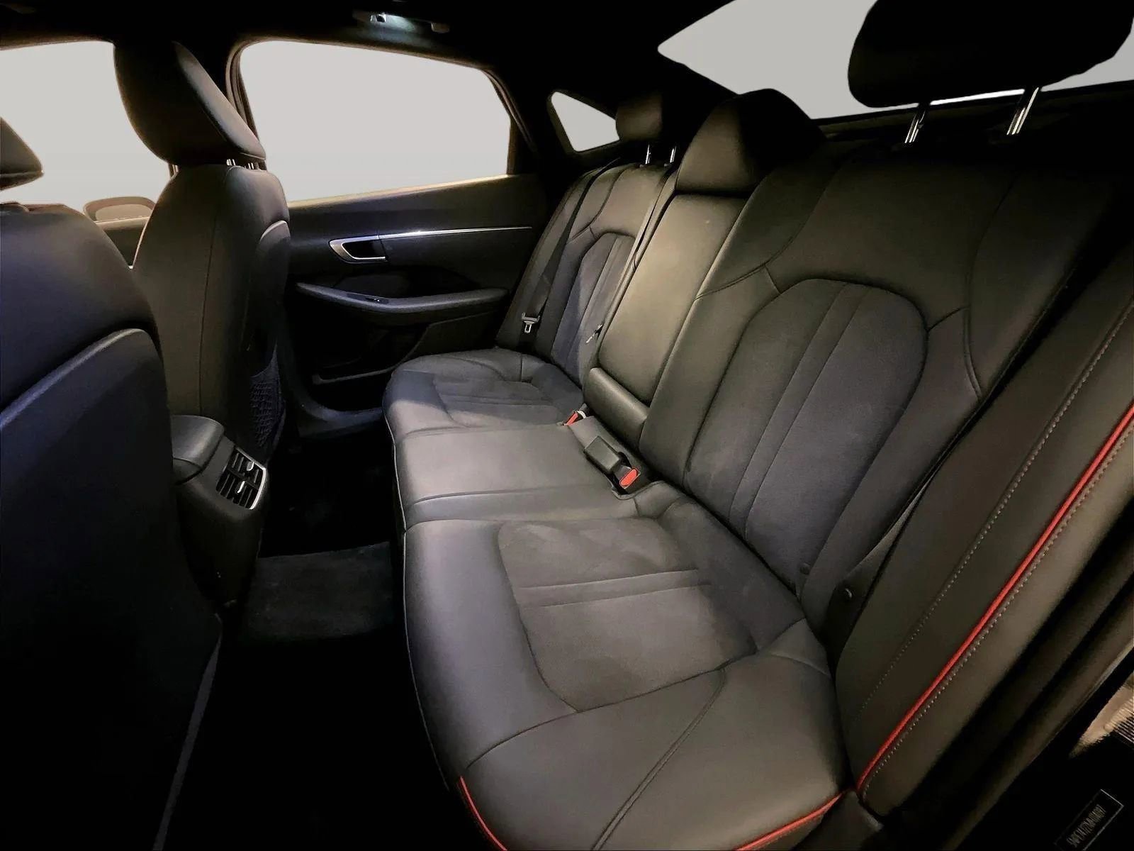 Used 2021 Hyundai Sonata SEL Plus w/ Tech Package FWD image 25