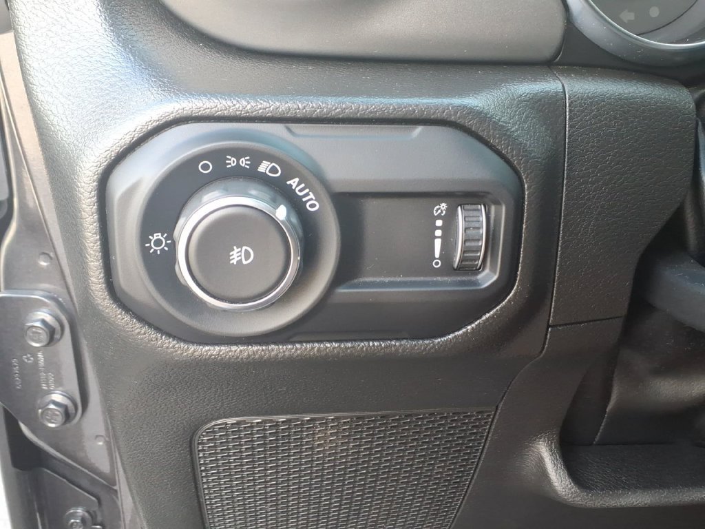 Used 2023 Jeep Wrangler Unlimited Sport AWD/4WD image 19