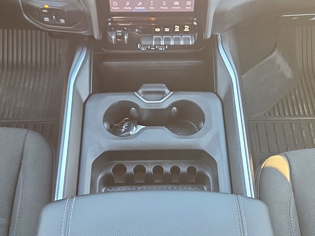 Used 2025 RAM 2500 Lone Star image 22