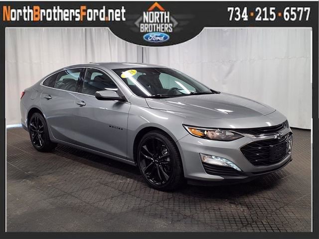 Used 2024 Chevrolet Malibu LT w/ Sport Edition image 5