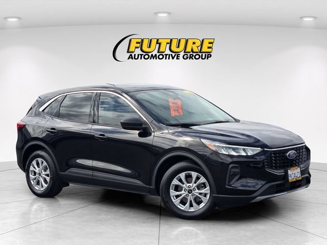 Certified 2023 Ford Escape Active FWD image 1