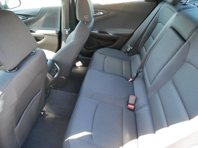 Used 2017 Chevrolet Malibu LT w/ Driver Confidence Package FWD image 12