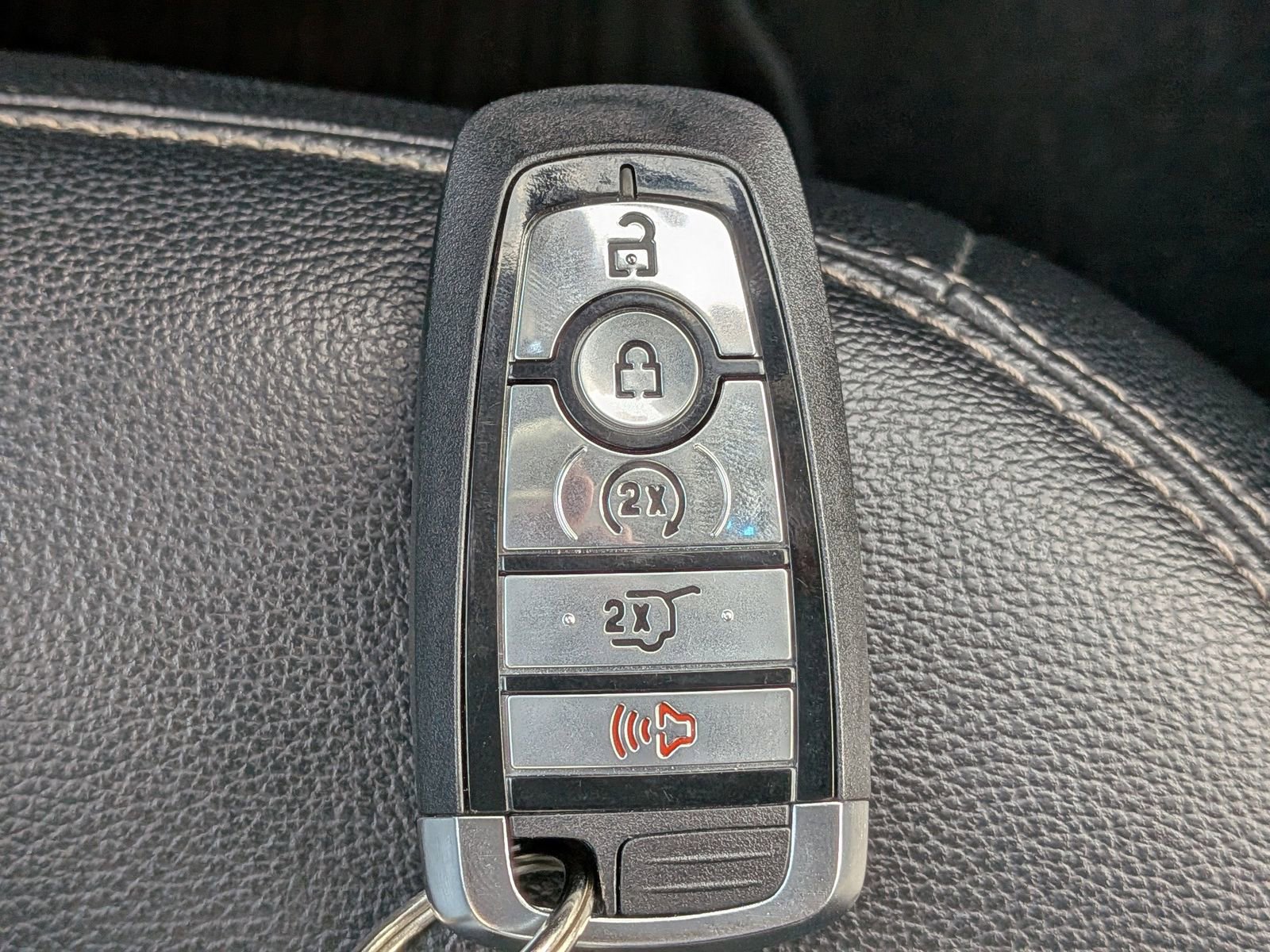 Certified 2023 Ford Explorer Limited w/ Equipment Group 301A image 32