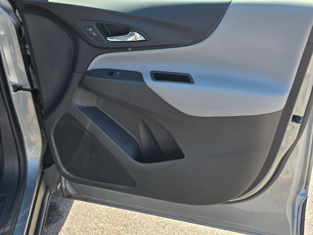 Used 2023 Chevrolet Equinox LT FWD image 31