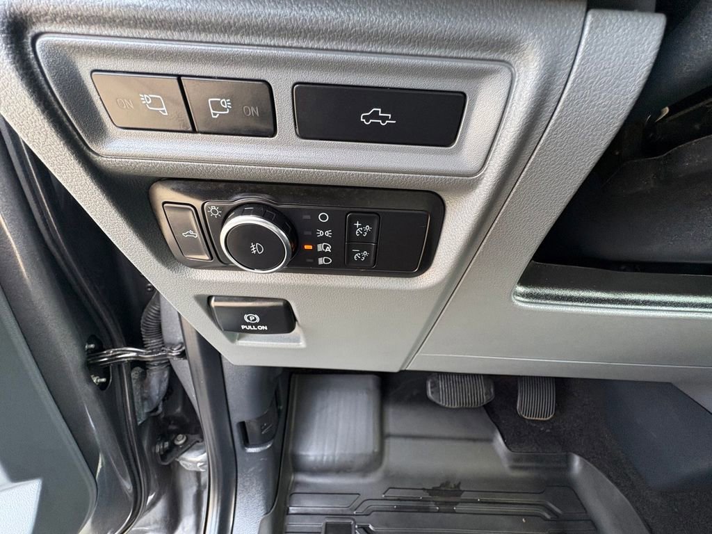 Certified 2022 Ford F150 XLT w/ Equipment Group 302A High image 18