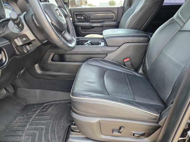 Used 2022 RAM 3500 Limited AWD/4WD image 25