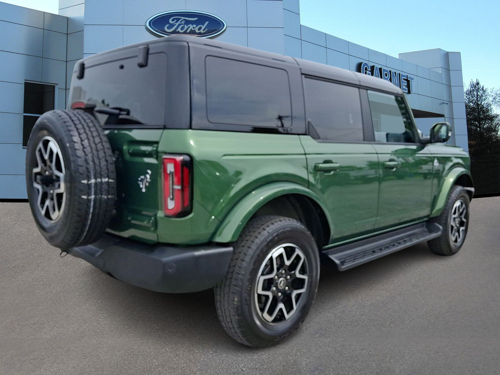 Certified 2025 Ford Bronco Outer Banks AWD/4WD image 8