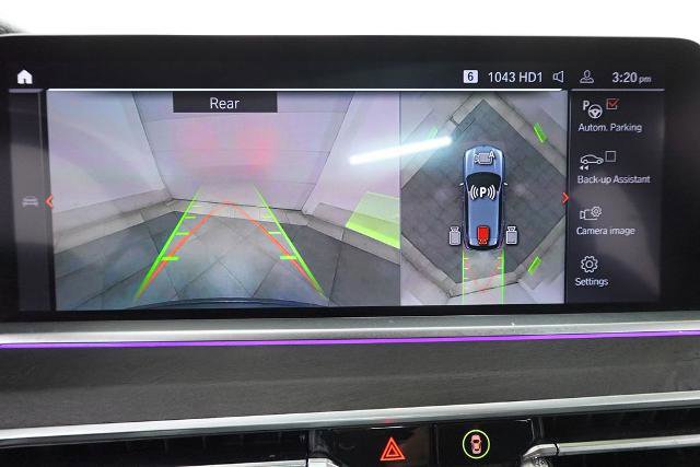 Used 2022 BMW X5 xDrive40i w/ Parking Assistance Package image 19