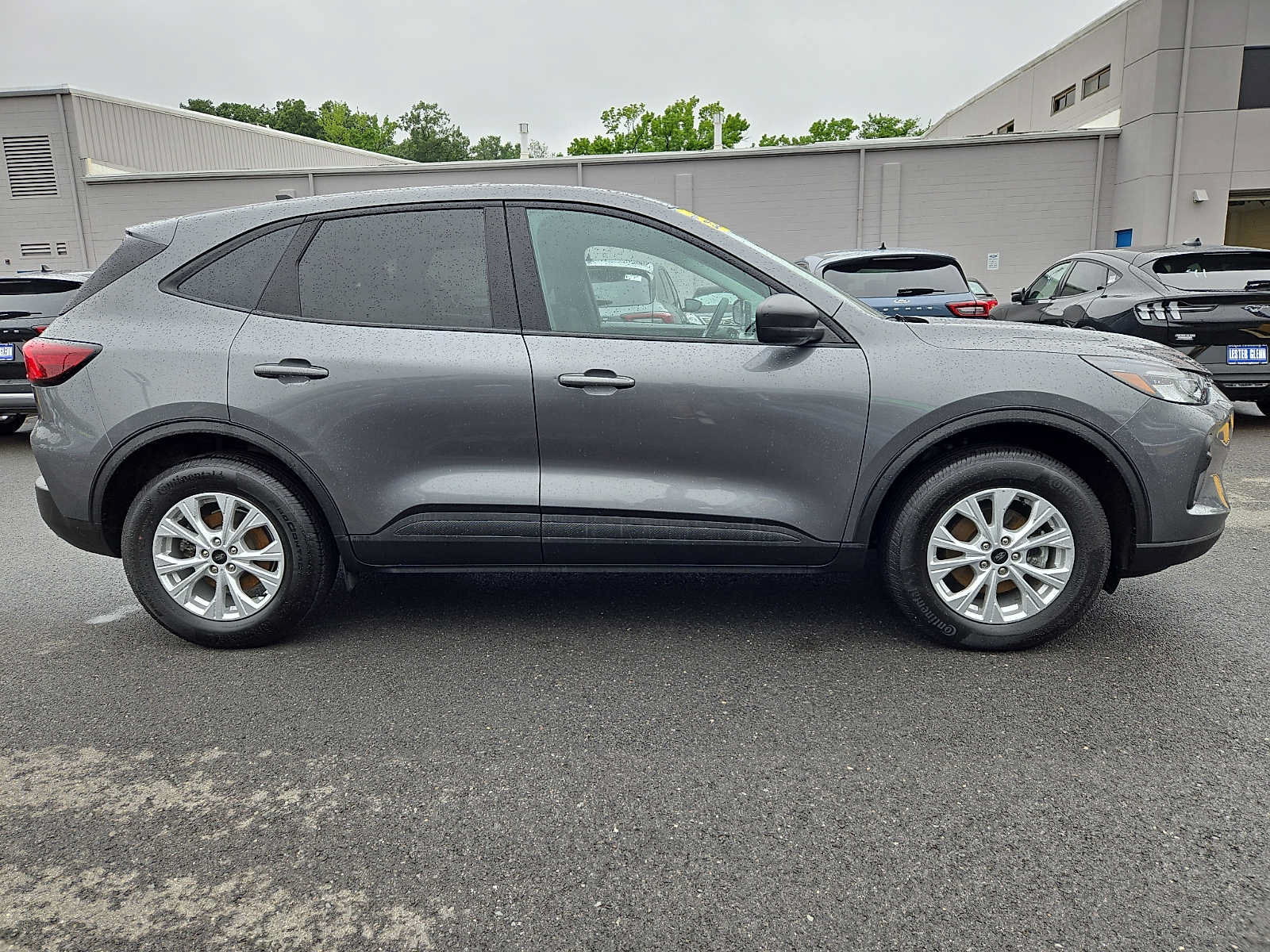 Certified 2025 Ford Escape Active AWD/4WD image 7