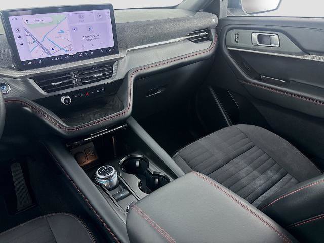 Certified 2025 Ford Explorer ST-Line w/ ST-Line Street Pack AWD/4WD image 23