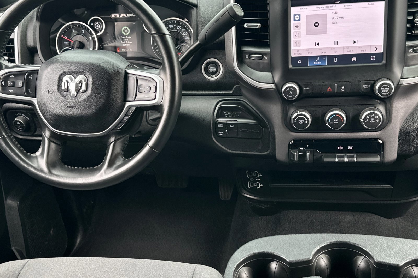 Used 2023 RAM 2500 Big Horn w/ Level 1 Equipment Group image 15