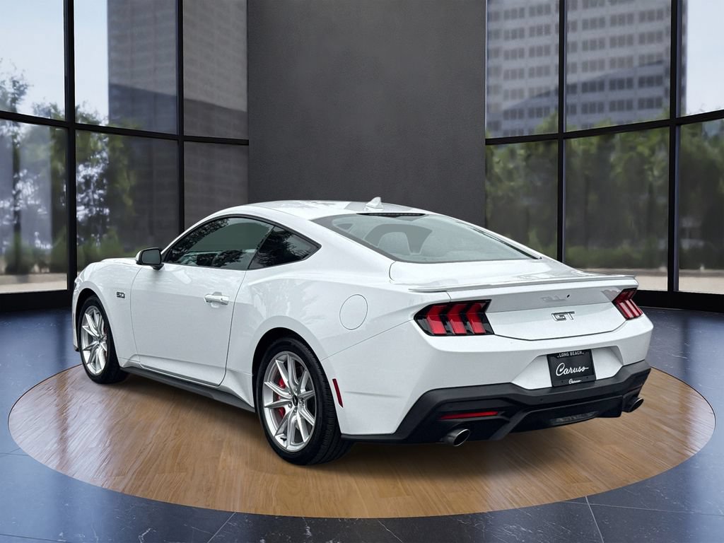 Certified 2025 Ford Mustang GT Premium RWD image 4