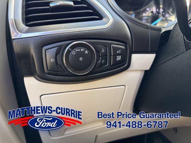 Certified 2022 Ford Edge Titanium AWD/4WD image 25