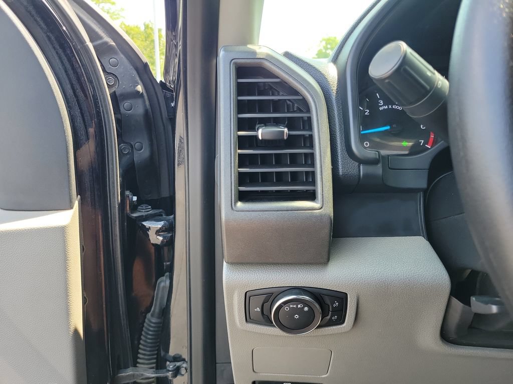 Certified 2019 Ford F350 XL w/ STX Appearance Package AWD/4WD image 20